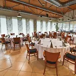 Jana Hotel 4*