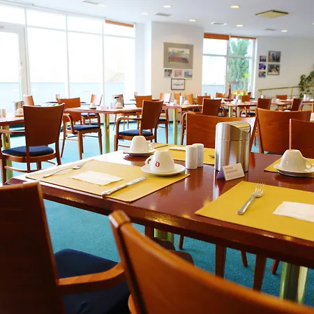 Jana Congress & Wellness