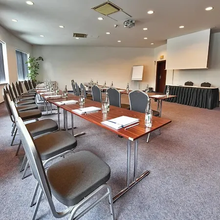 Hotel Jana 4*