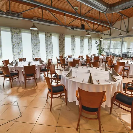 Jana Congress & Wellness Hotell 4*